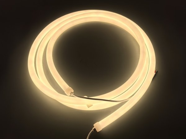 LED NEON KULATÝ Ø16mm / 24V / 19,2W / IP67 / 3000K / SET 3m / HLADKÝ MATNÝ POVRCH